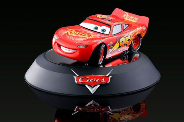 超合金 Cars LIGHTNING McQUEEN(ライトニング・マックィーン) 『卡兹』[Bandai]【送料无料】《１１月予约》