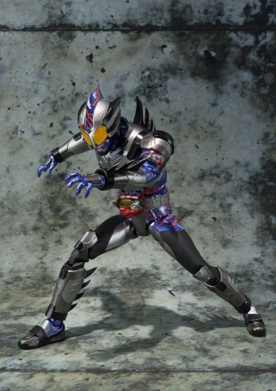S.H.Figuarts   假面骑士亚马逊尼奥