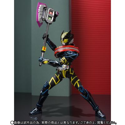 S.H.Figuarts  剧场版 假面骑士驰骑: SURPRISE FUTURE  假面骑士驰骑 特殊型号