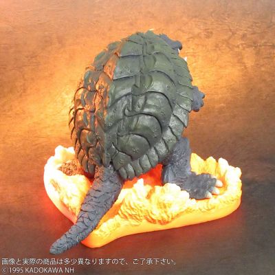 著名造型师系列 Q版拟真系列  硬币储蓄罐 加美拉 1995
