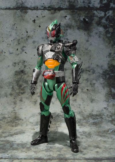 S.H.Figuarts   假面骑士亚马逊新生欧米伽  （Amazon.co.jp独家版）