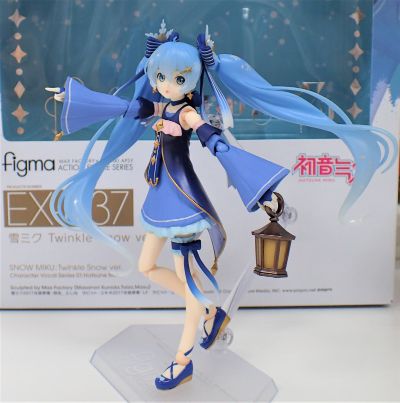 figma #EX-37 VOCALOID 初音未来 雪未来2017