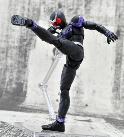 S.H.Figuarts(真骨雕制法) 假面骑士双骑  假面骑士王牌