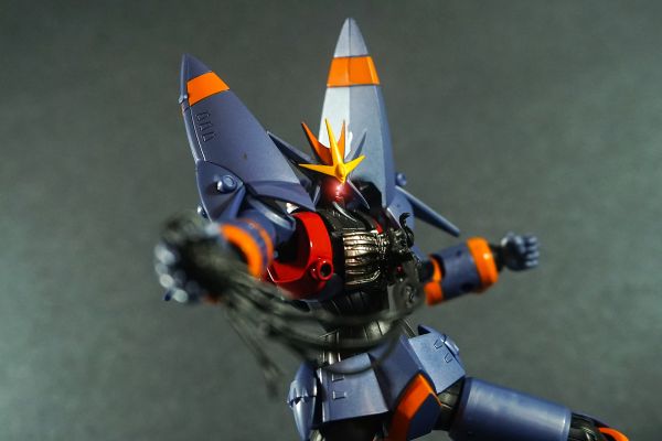 スーパーロボット超合金 钢巴斯塔『トップをねらえ！』より