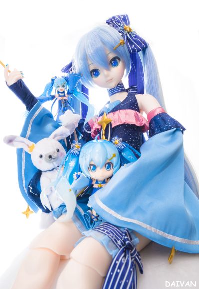 figma #EX-37 VOCALOID 初音未来 雪未来2017