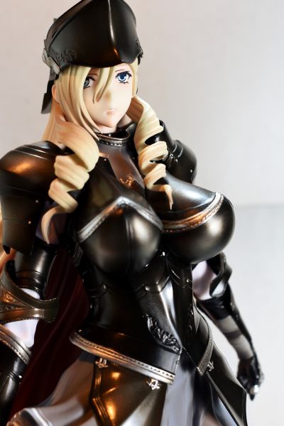少女骑士物语 	苏莉亚·库玛尼·爱因特里 黑色版