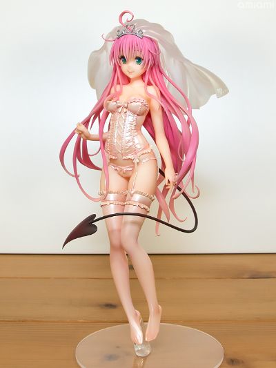 To LOVE Ru Darkness 	菈菈・萨塔琳・戴比路克 内衣婚纱