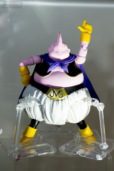 S.H.Figuarts 龙珠Z 魔人布欧