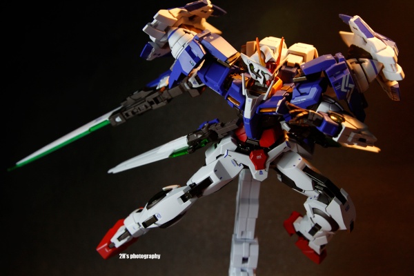 METAL BUILD 机动战士高达00 GN-0000+GNR-010 00强化模组