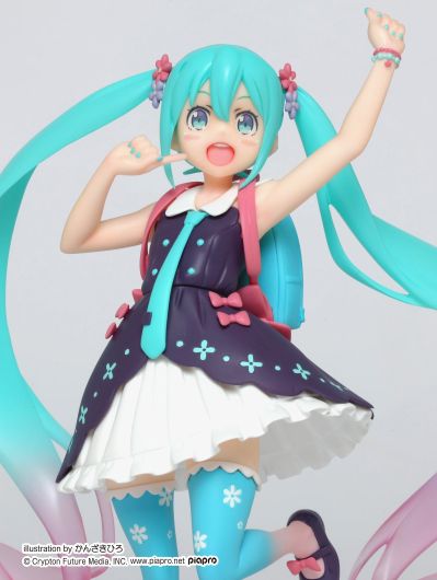 VOCALOID 初音未来 春服ver.