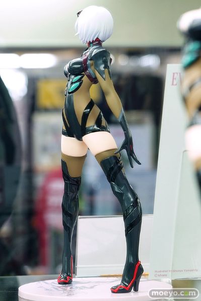 EVA新剧场版：Q 绫波丽 EVANGELION STORE 限定版