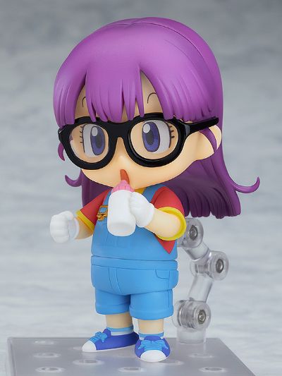 黏土人 Dr Slump 则卷阿拉蕾