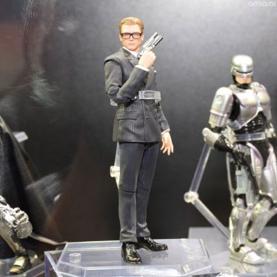 MAFEX 王牌特工 Eggsy