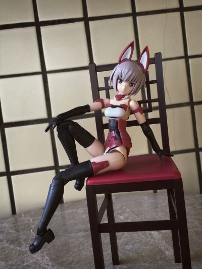 机甲少女 茉汀莉安 白色