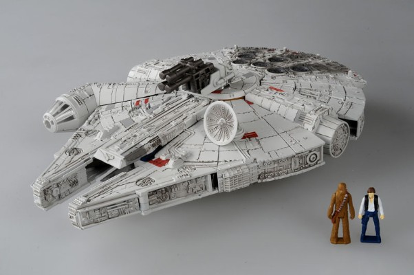 星球大战 / 变形金刚 02 Millennium・ファルコン[takaraTomy]《０６月予约》