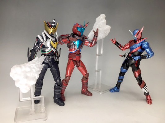 S.H.Figuarts 假面骑士：创骑 夜霸