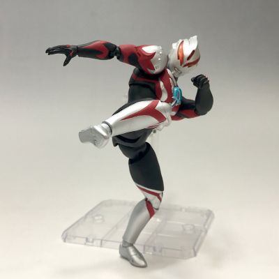 S.H.Figuarts 欧布奥特曼  欧布奥特曼 暗耀形态