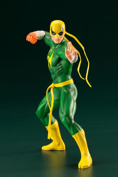 ARTFX+ Defenders Iron Fist 