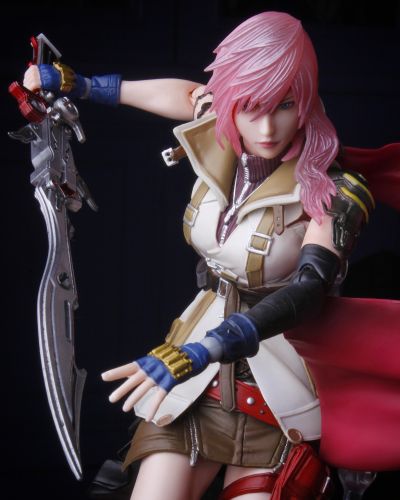 PlayArts改 最终幻想 Lightning