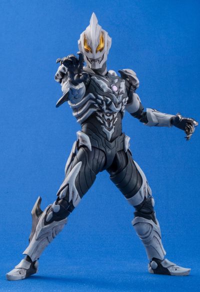 S.H.Figuarts 捷德奥特曼 极恶贝利亚奥特曼