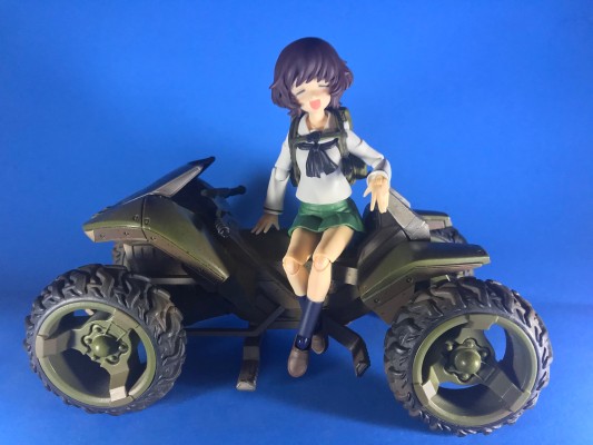 figma #344 少女与战车 剧场版 秋山优花里 制服ver. 