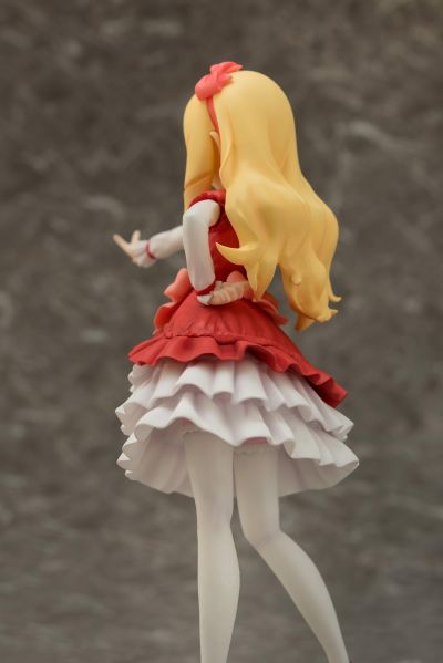 埃罗芒阿老师 山田精灵