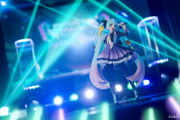 VOCALOID 初音未来 10th Anniversary Pearl ver. 