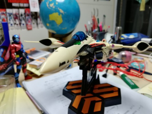 DX超合金 YF-29 デュランダルバルキリー（イサム机） （魂ウェブ限定）