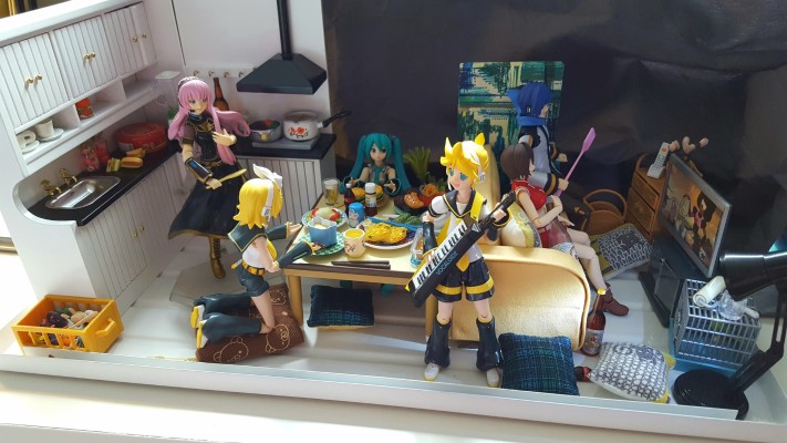 figma #82 VOCALOID 巡音ルカ