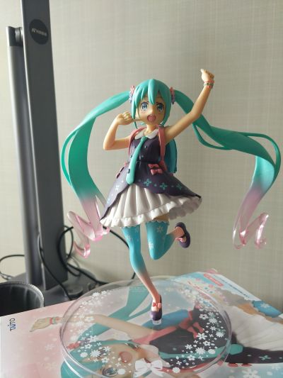 VOCALOID 初音未来 春服ver.