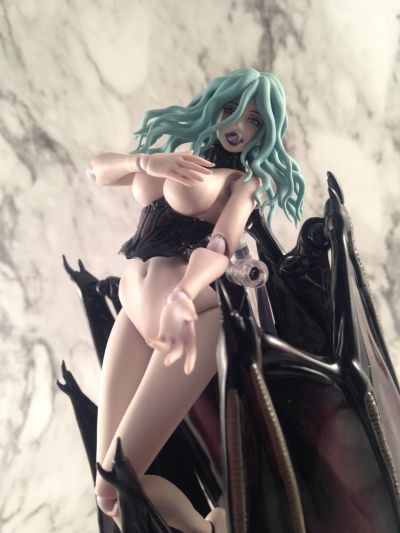 figma#SP-082 剑风传奇 黄金时代篇 纪念版 丝兰 +  figFIX 康拉德