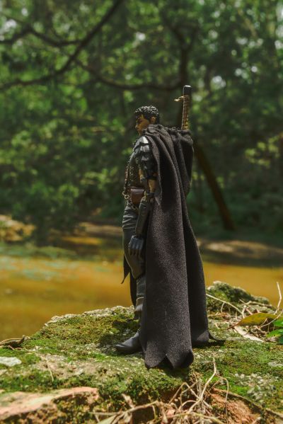 figma #359 Berserk 盖兹 黒い剣士ver. Repaintエディション 