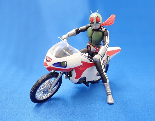 S.H.Figuarts 假面骑士 旋风号