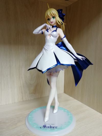 Fate/stay night SABER ドレスコード