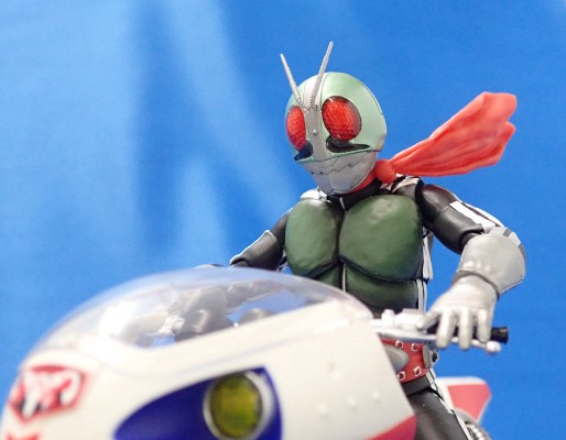 S.H.Figuarts 假面骑士 旋风号