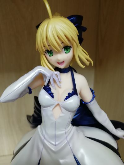 Fate/stay night SABER ドレスコード