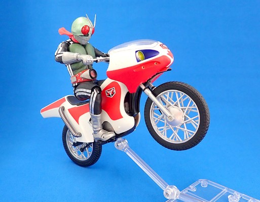 S.H.Figuarts 假面骑士 旋风号