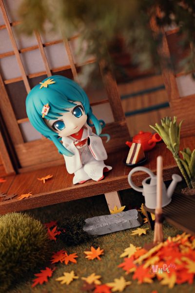 粘土人 #303 雪初音 2013 草莓白无垢