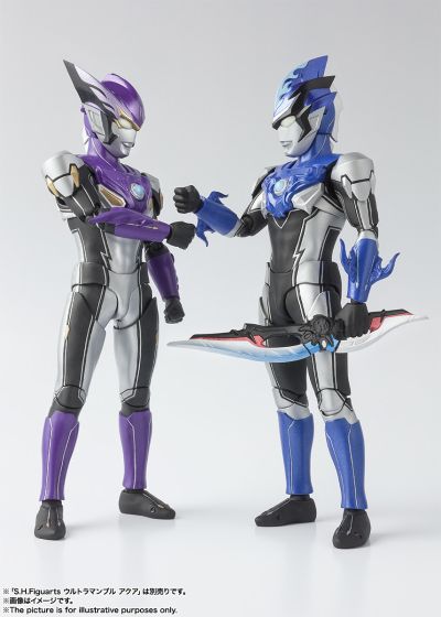 S.H.Figuarts 罗布奥特曼 罗索奥特曼 旋风形态