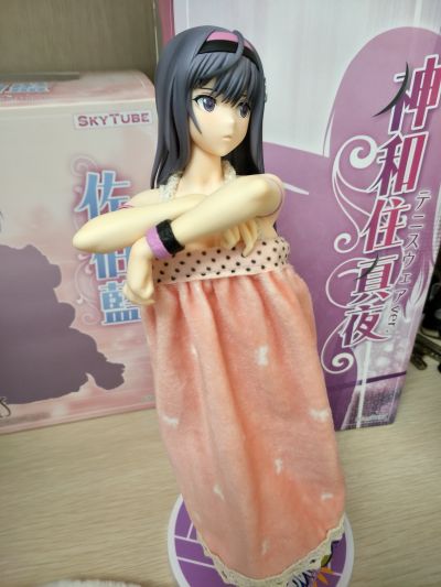 伊达·温菲尔德·黎子