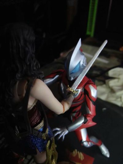 S.H.Figuarts 欧布奥特曼 欧布奥特曼 欧布原生
