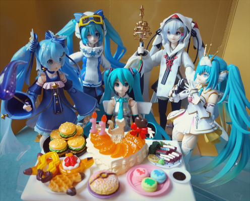 figma#EX-45 VOCALOID 丹顶鹤 雪初音 巫女ver.