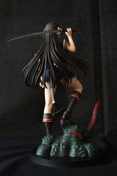 狩鬼者 神威那