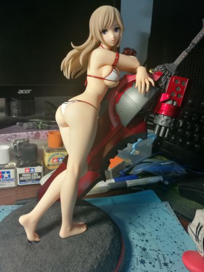 噬神者2 	艾莉莎・伊莉妮琪娜・奥美拉 白泳装版