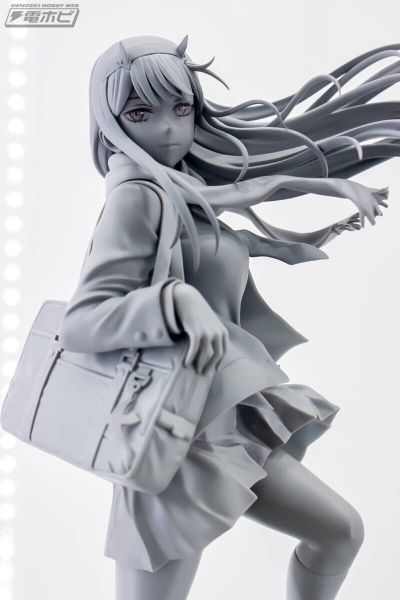 DARLING in the FRANXX 零二 校服