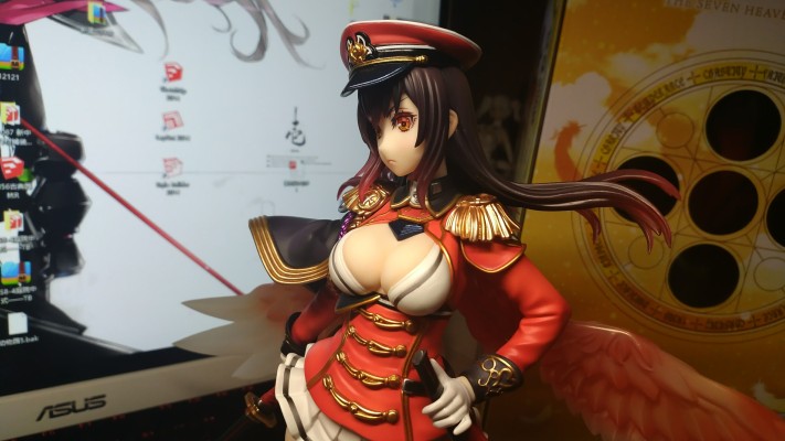 七美徳 米迦勒 忠义之像