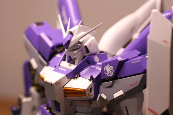 MG 1/100 Hi-ν高达 Ka版