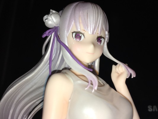 EXQ手办 Re：从零开始的异世界生活 艾米利亚