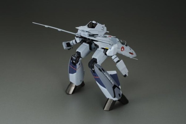 超时空要塞 Zero VF-0A 凤凰(工藤真机)