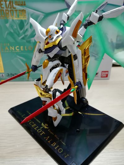 METAL ROBOT魂＜SIDE KMF＞ Code Geass 反叛的鲁路修R2 Z-01Z 兰斯洛特·阿尔比昂